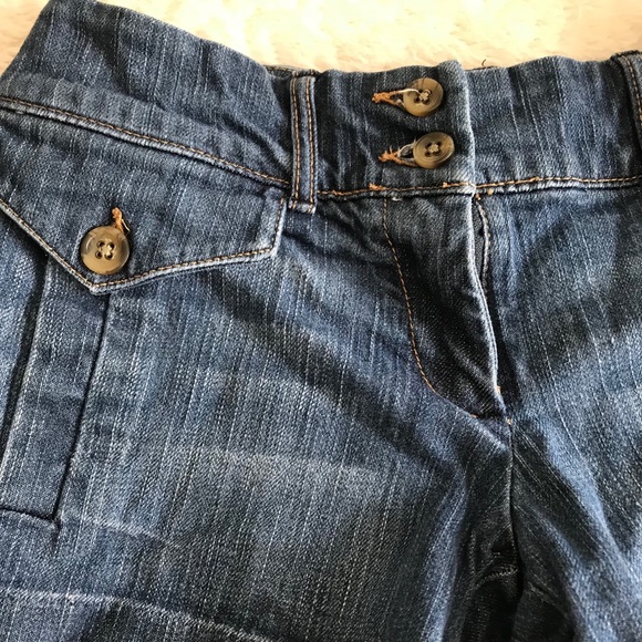 New York and Company Jean Shorts - Picture 2 of 4